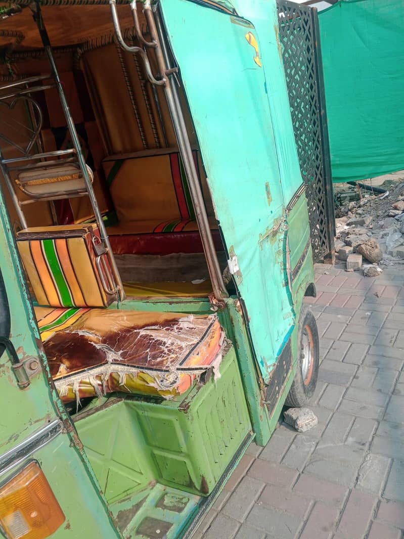 Auto Rickshaw 2015 model 13