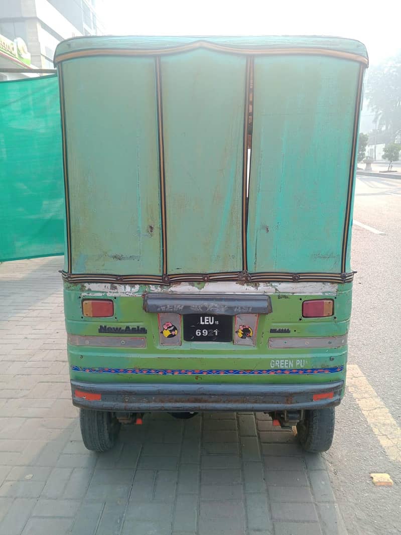 Auto Rickshaw 2015 model 14