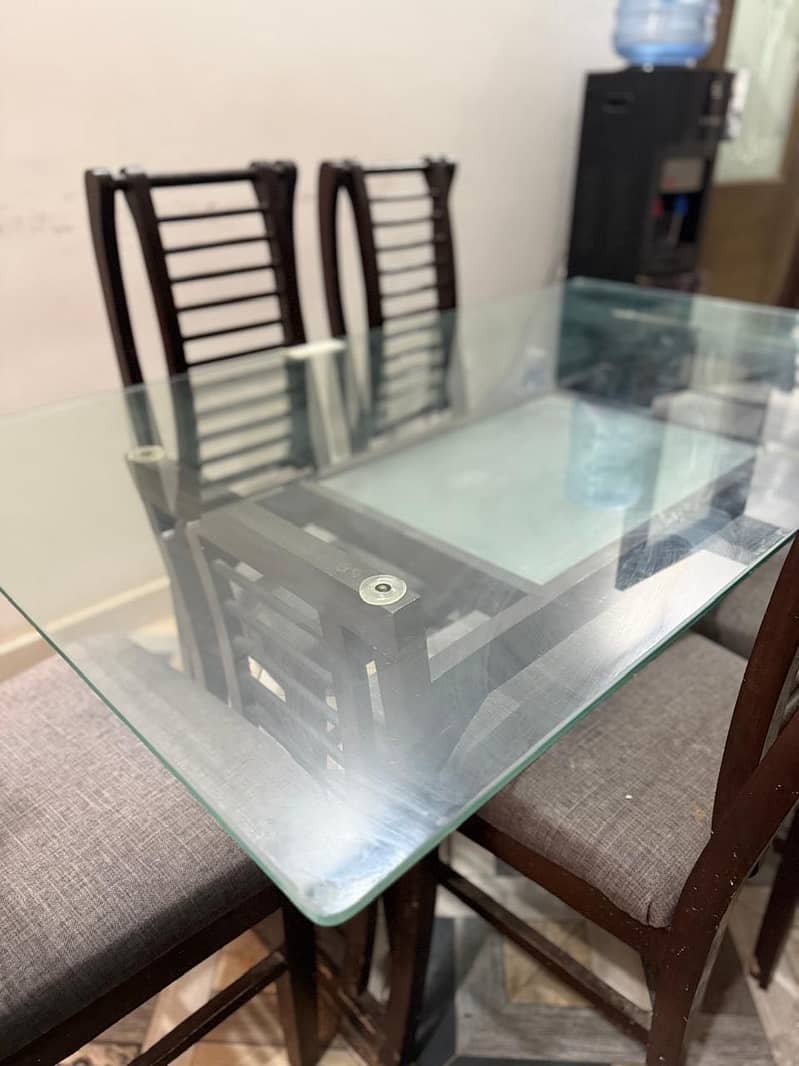6  chairs dining table 4