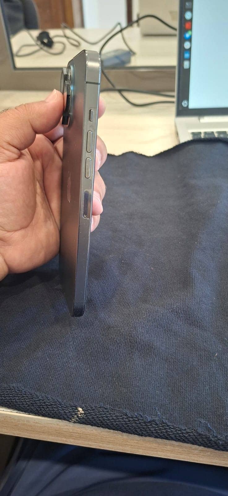 Apple iPhone 13 Pro Max 2
