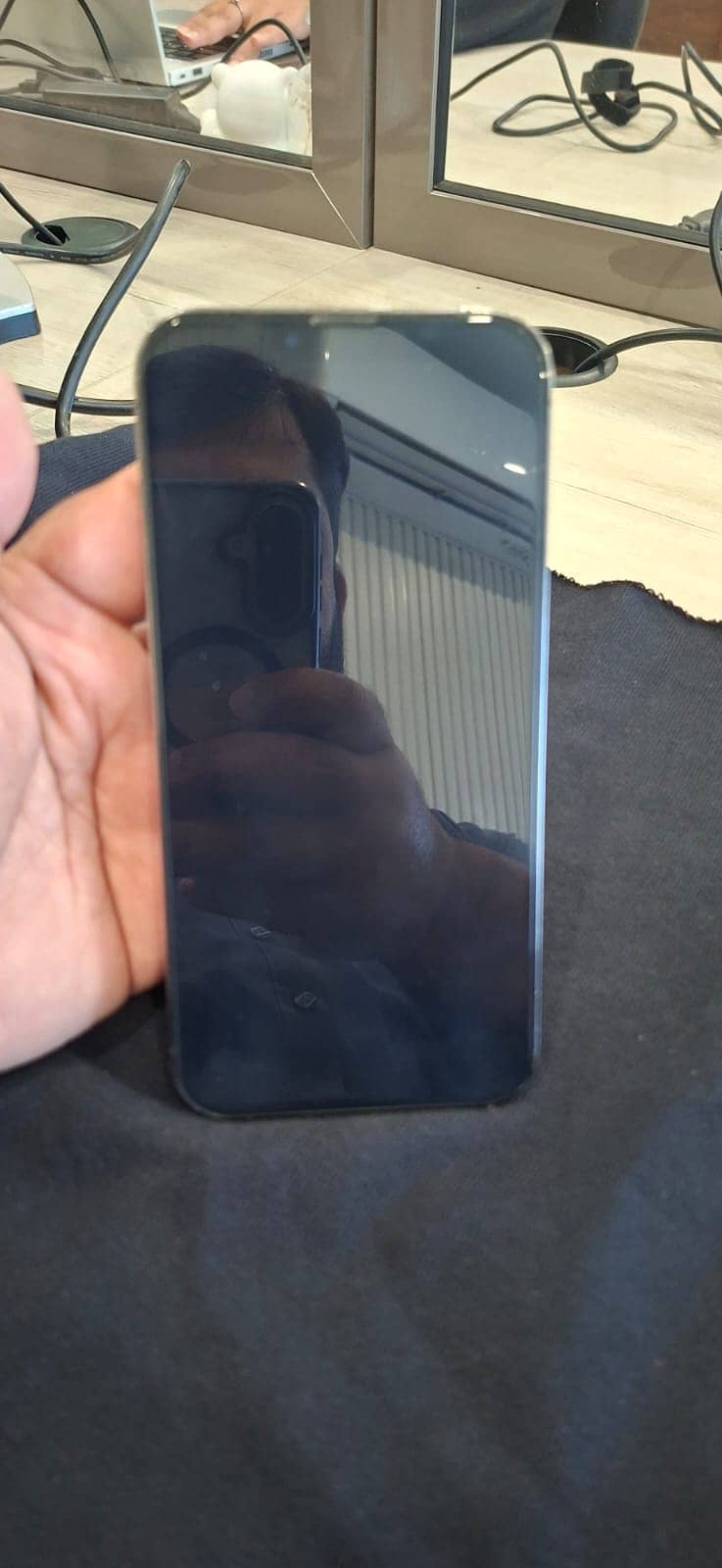 Apple iPhone 13 Pro Max 5