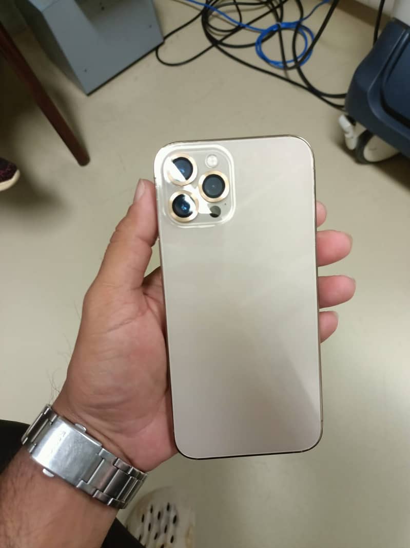 Apple iPhone 12 Pro Max 6