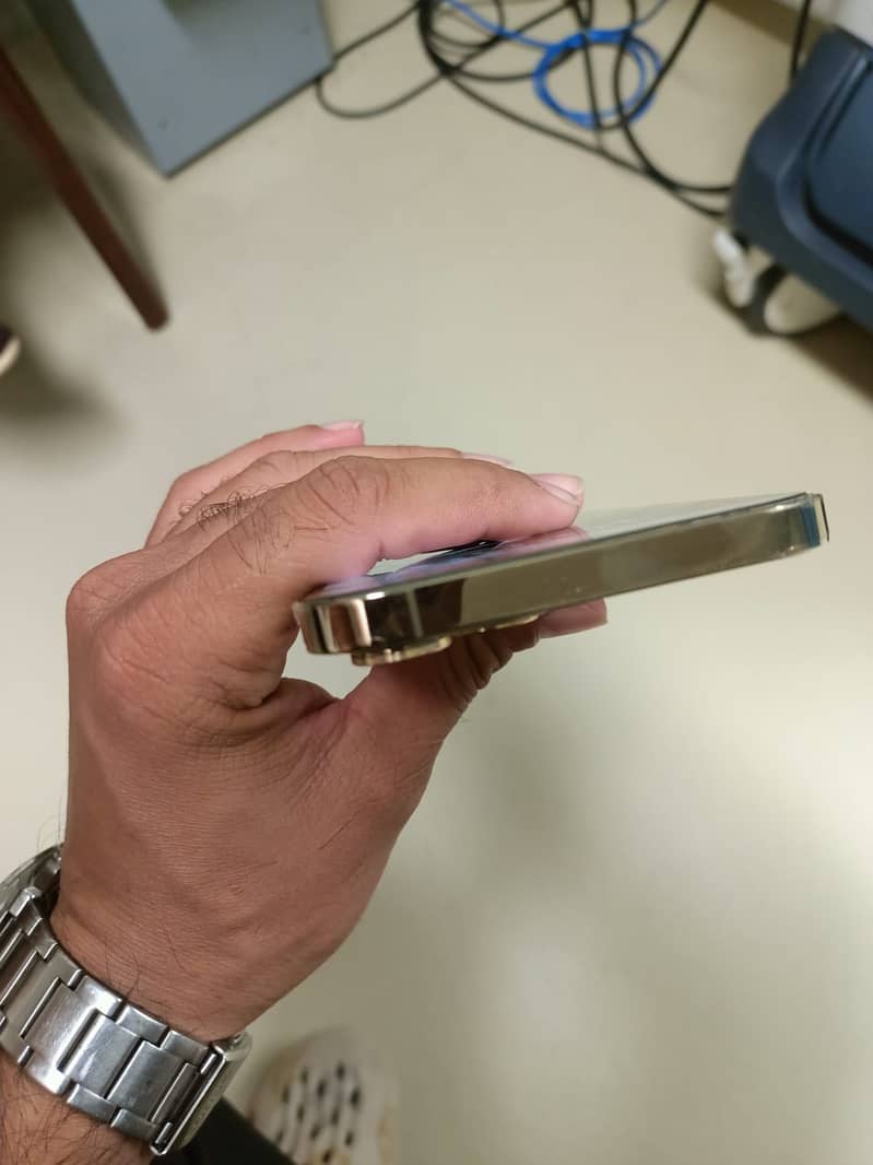 Apple iPhone 12 Pro Max 7