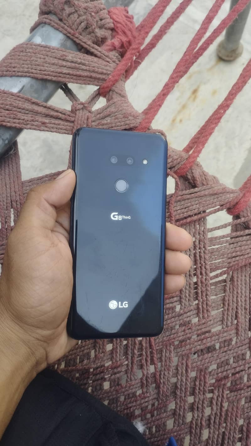 LG G8 ThinQ 0