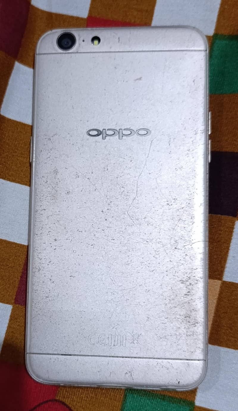 OPPO A57 1