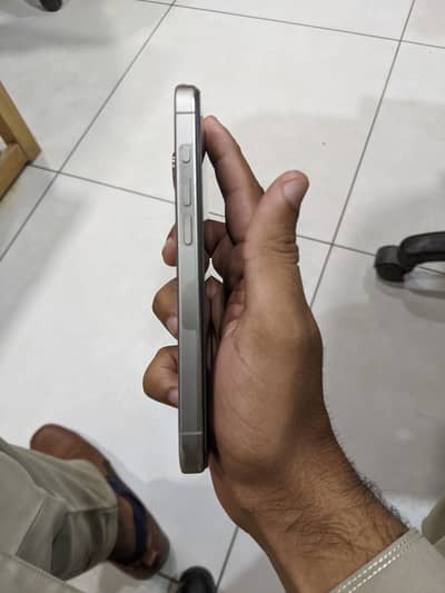 Apple iPhone 15 Pro(JV)