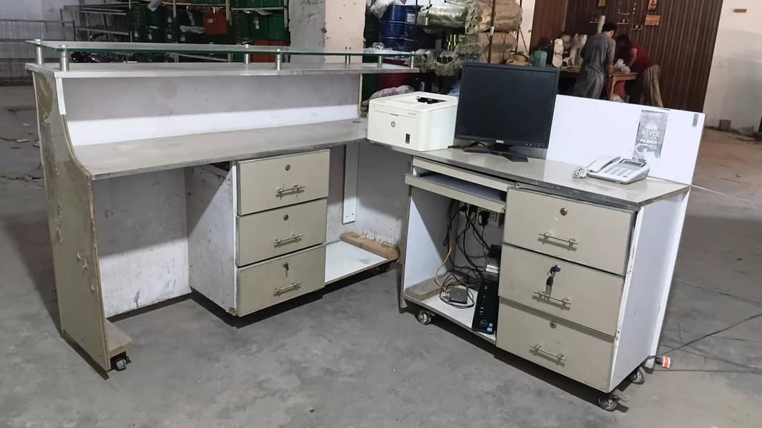 Office Table 4