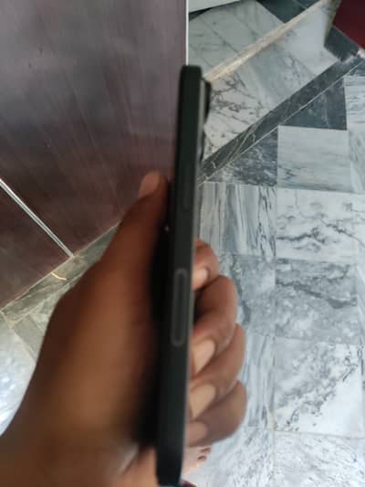 Apple iPhone 15