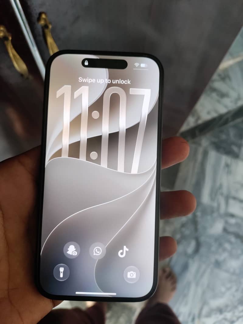 Apple iPhone 15 1