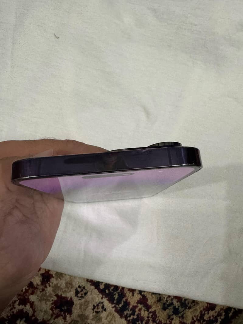 Apple iPhone 14 Pro Max 2