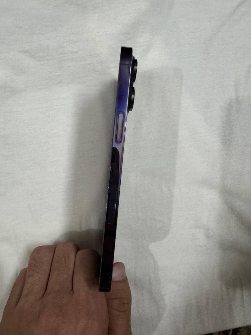 Apple iPhone 14 Pro Max 3