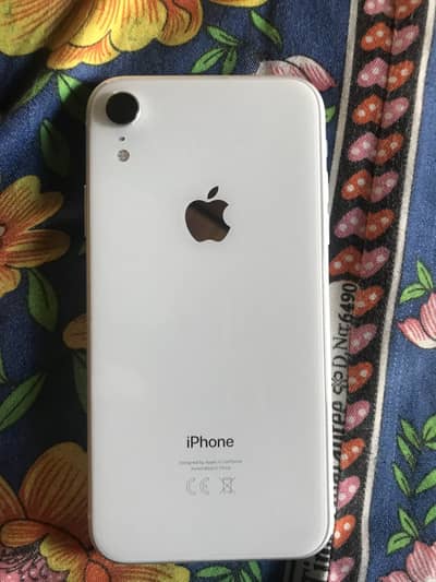 Apple iPhone XR