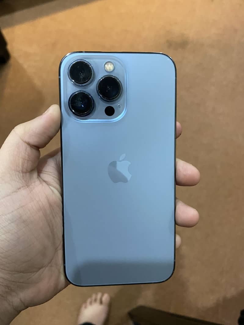 Apple iPhone 13 Pro 0