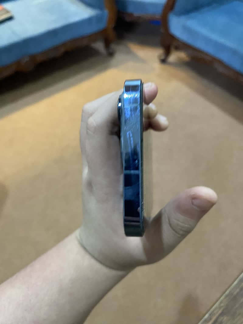 Apple iPhone 13 Pro 5