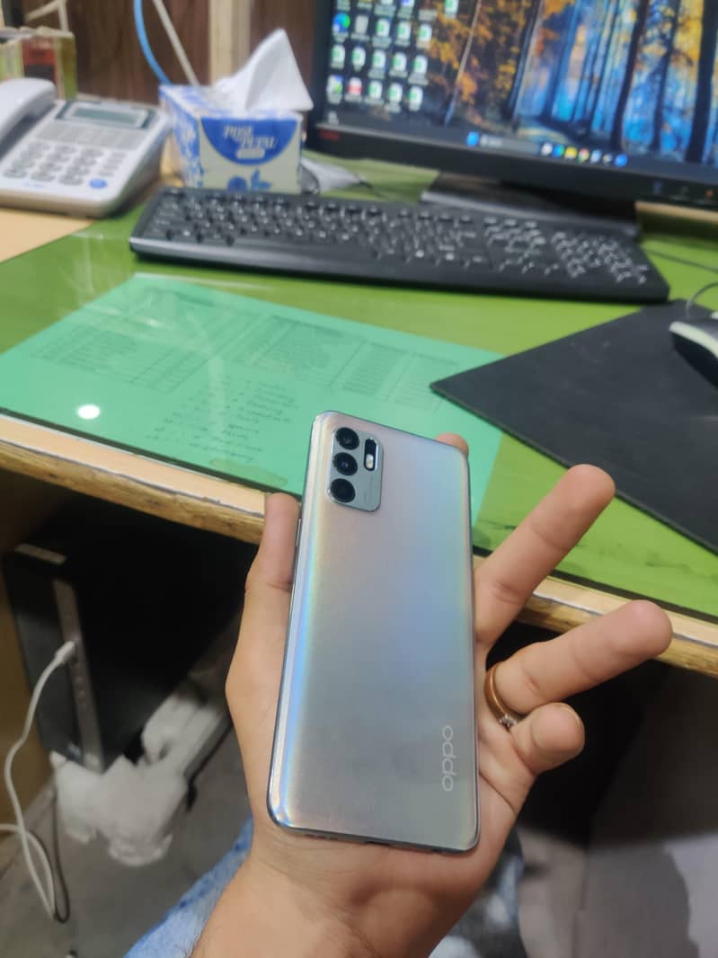 OPPO Reno 6 1