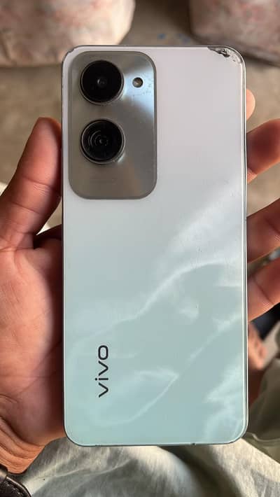 Vivo Y18