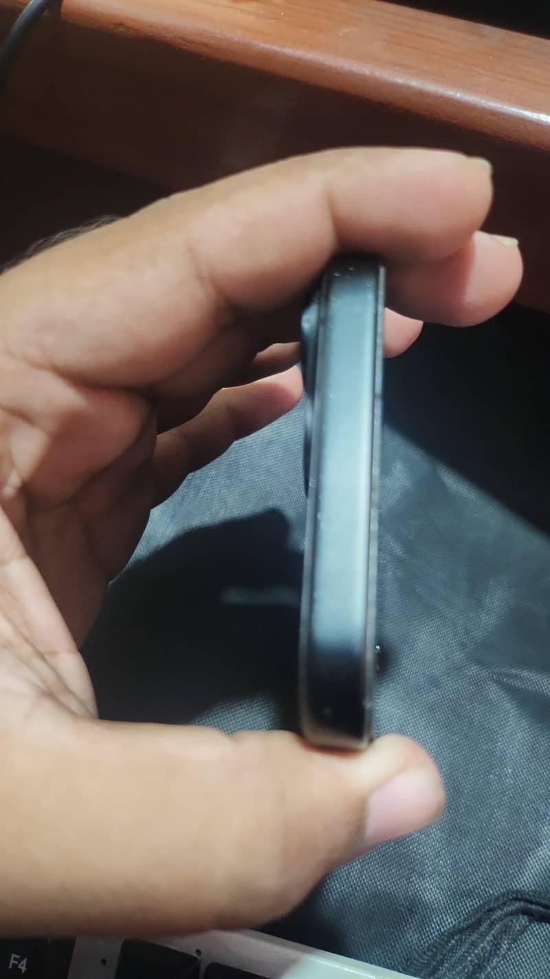 Apple iPhone 15 0