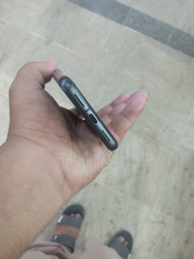 Google Pixel 8 1