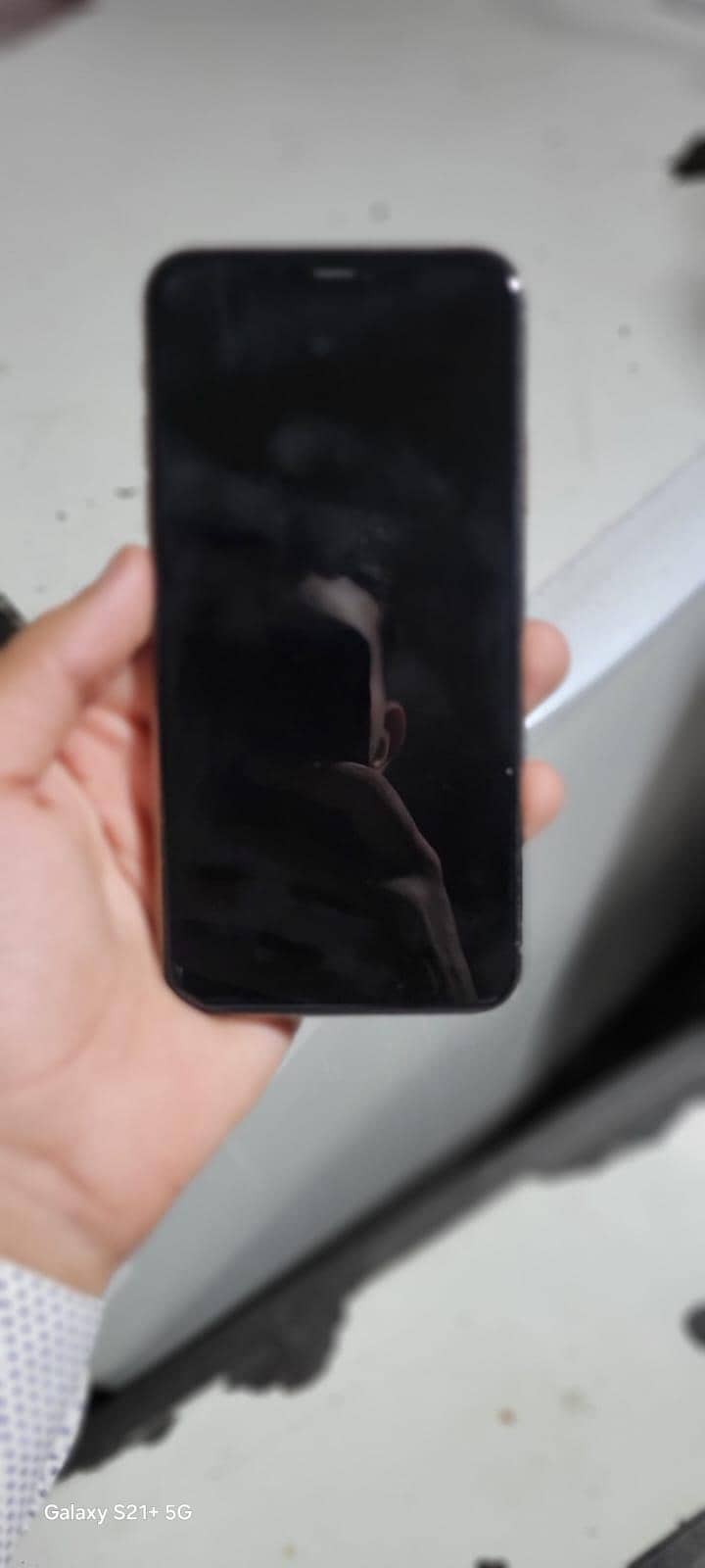 Apple iPhone 11 Pro Max 5