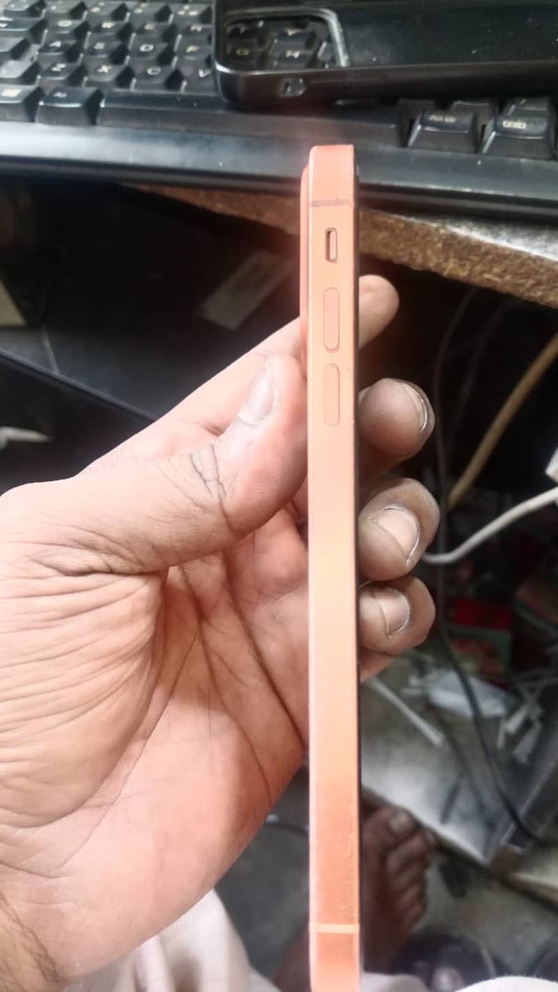 Apple iPhone XR 5