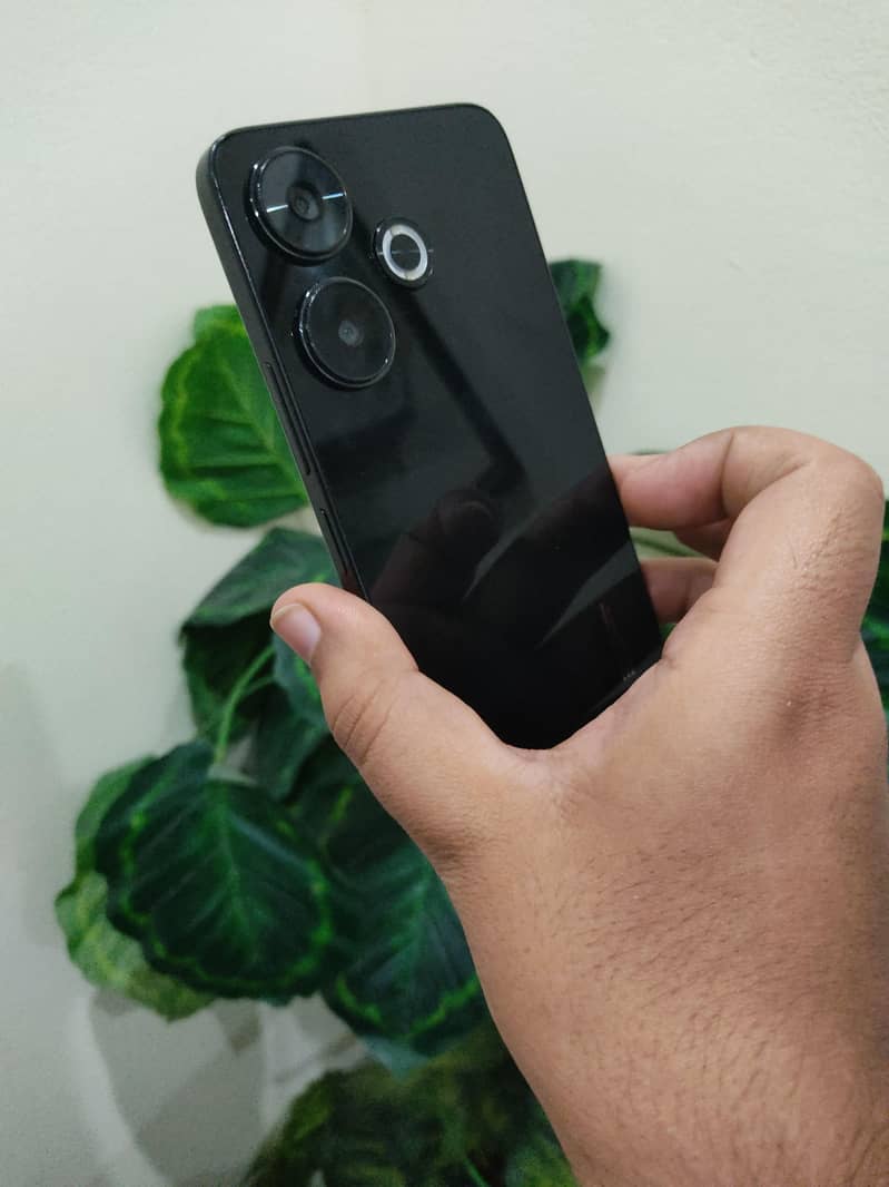 Xiaomi Redmi 13 Mint Condition 7