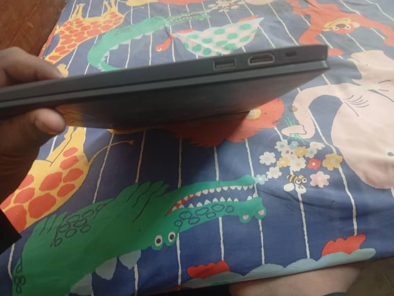 Chromebook 0