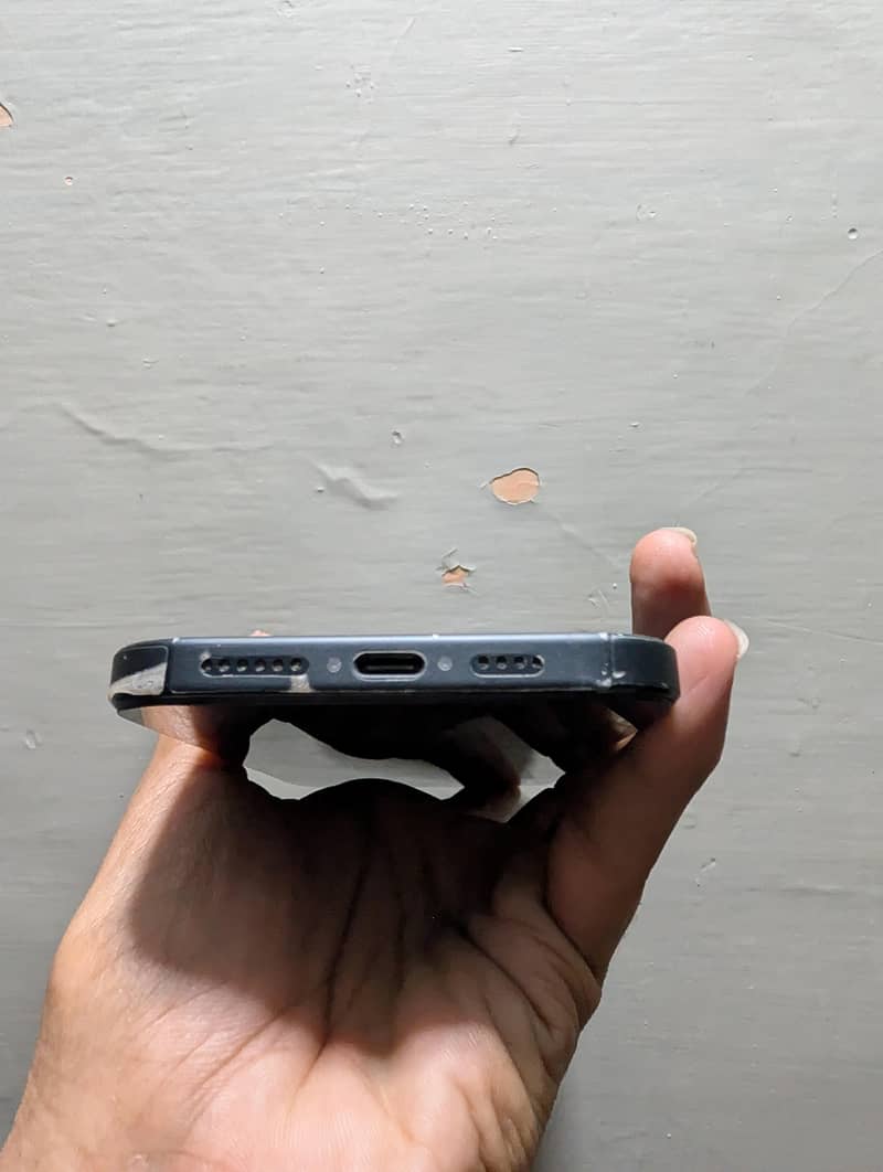 iphone 15 plus with box 3