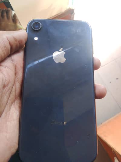 Apple iPhone XR