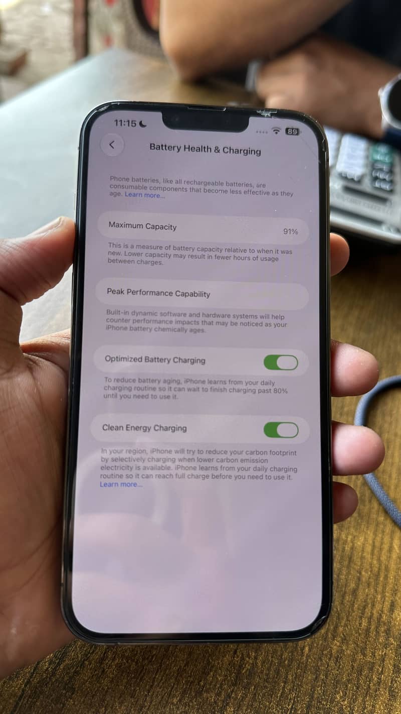 Apple iPhone 13 Pro Max 6
