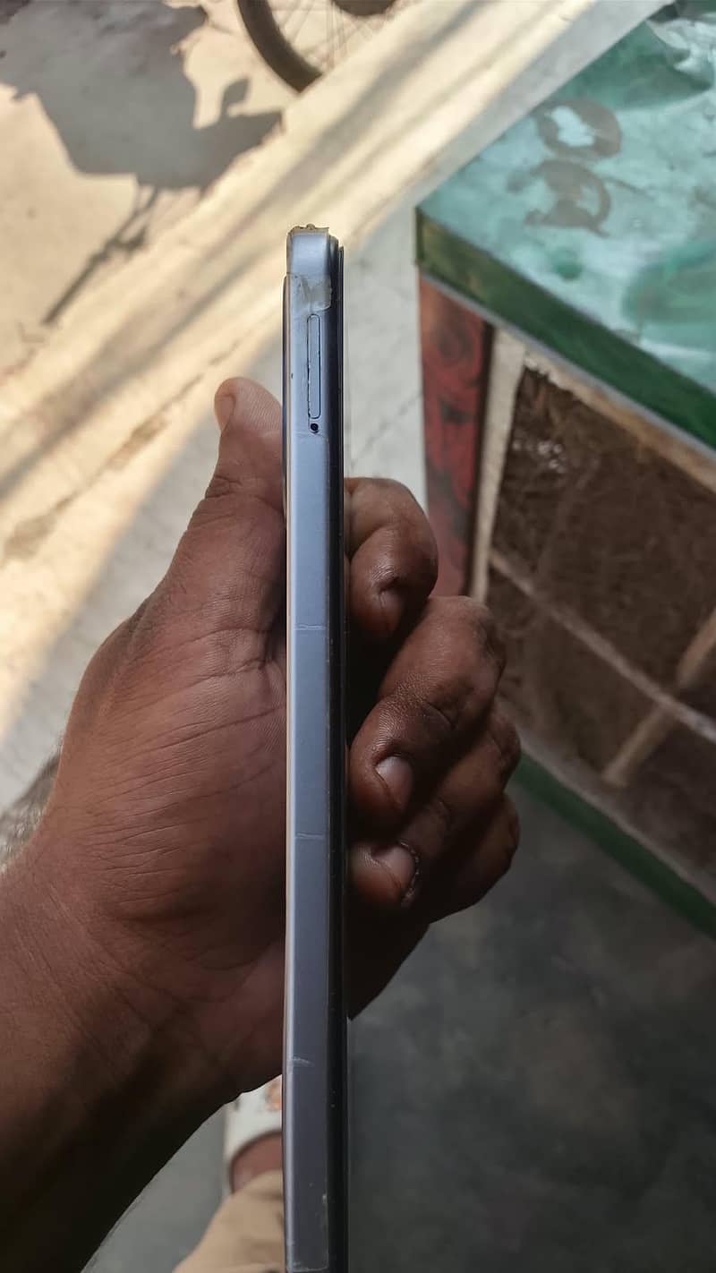 Tecno Spark 40 0