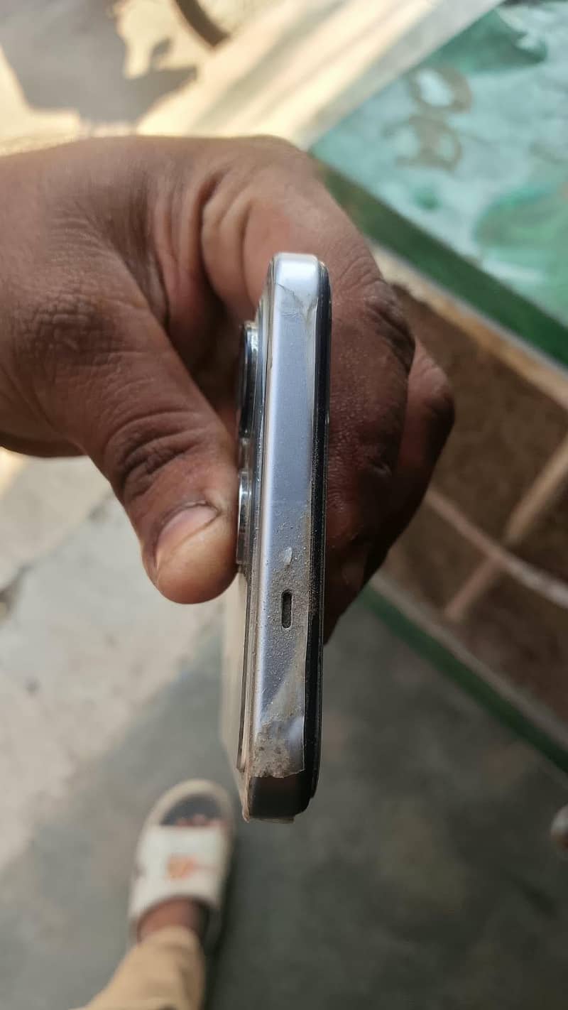 Tecno Spark 40 1
