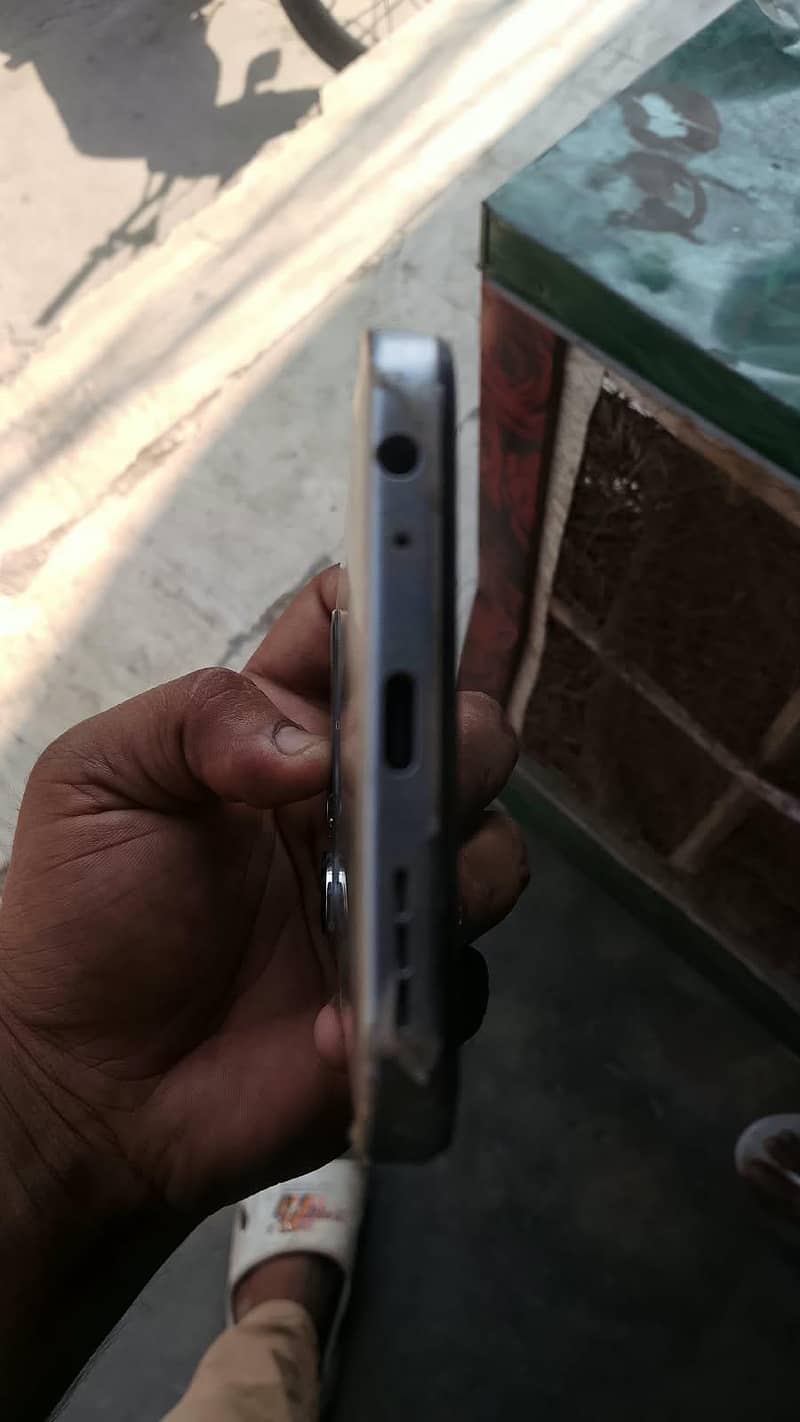 Tecno Spark 40 5