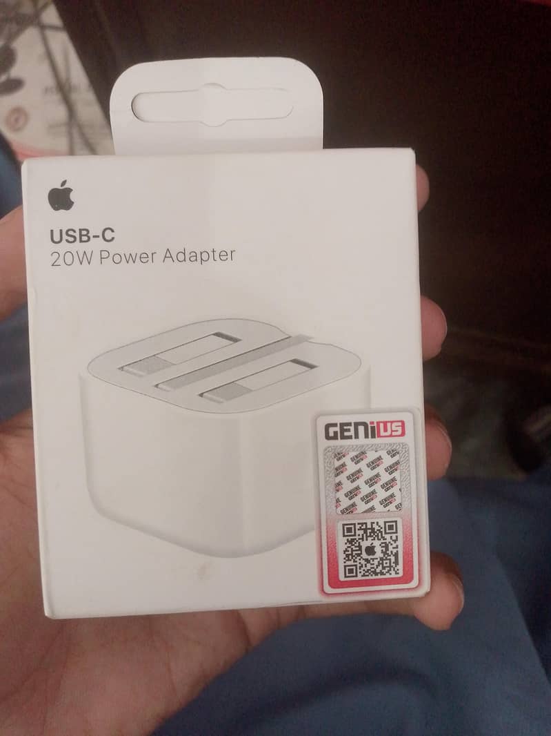 apple charger 0