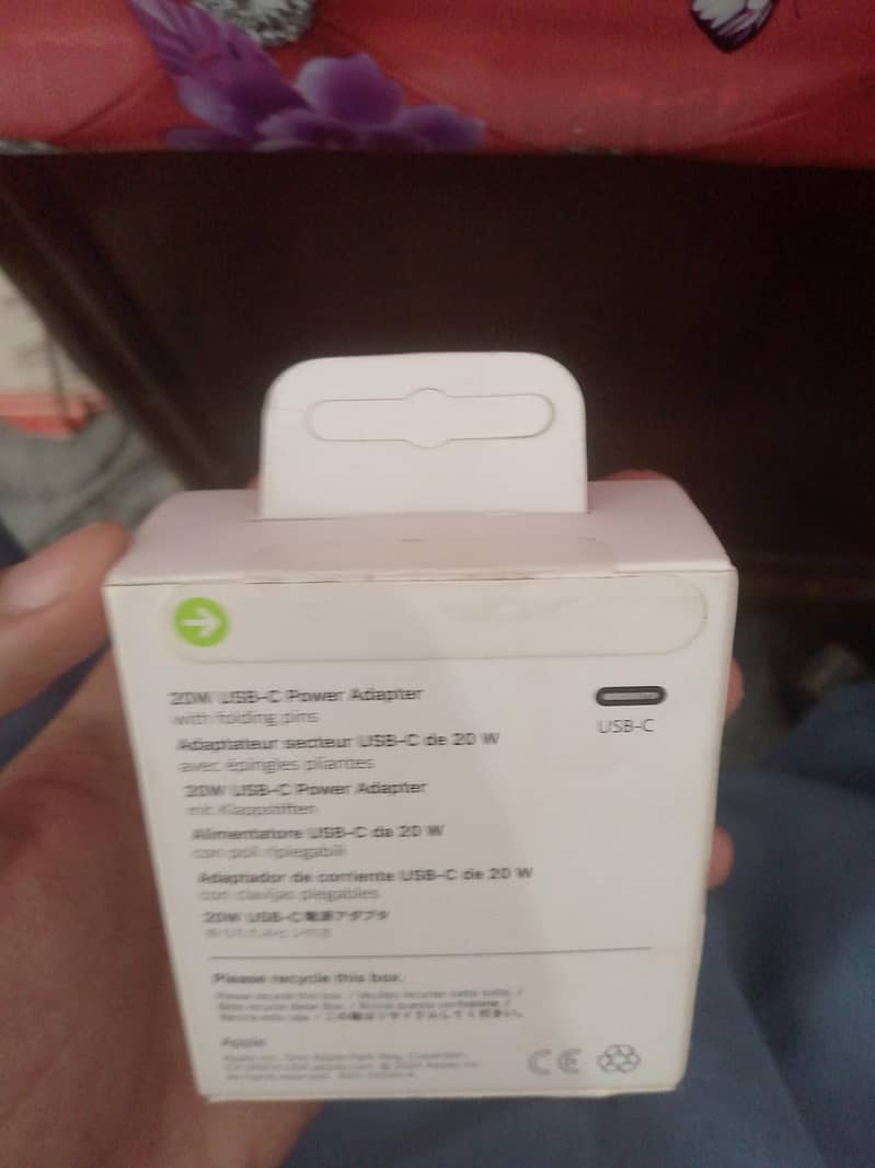 apple charger 1