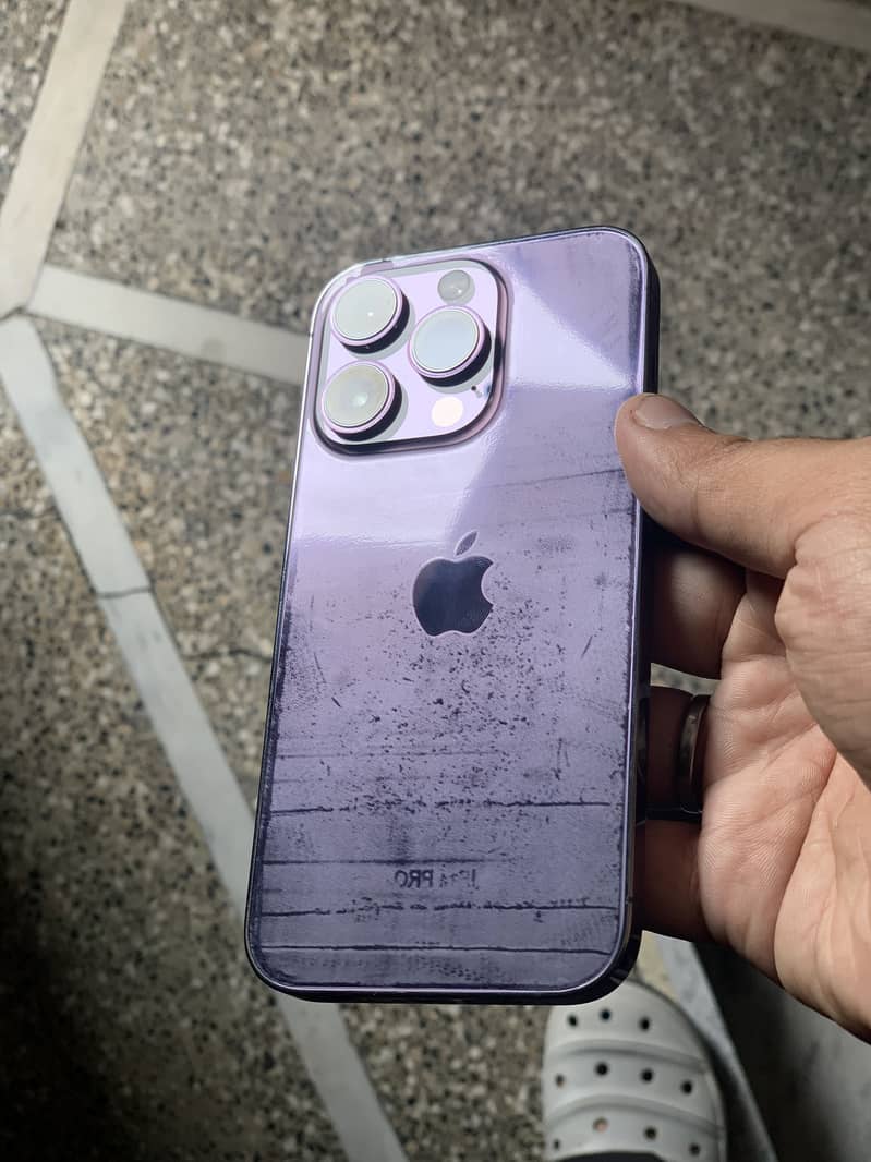 Apple iPhone 14 Pro 3