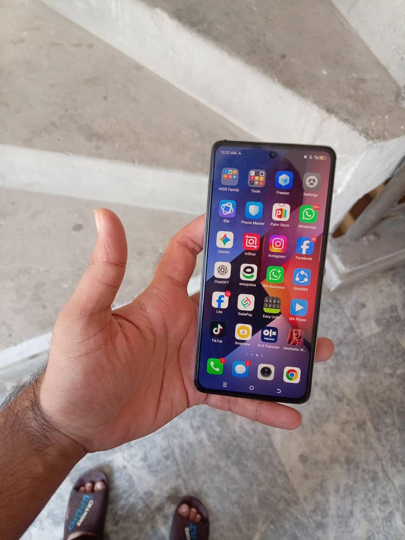 Tecno CAMON 20 2
