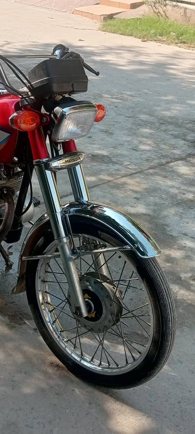 Honda 125 2016 condition 10/10