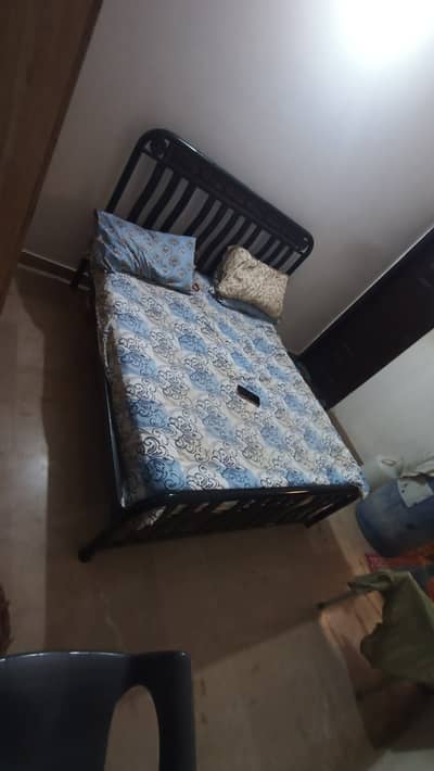 LOAD IRON WITH USED MATTRESS AND WOODEN ALMARI FOR SALE