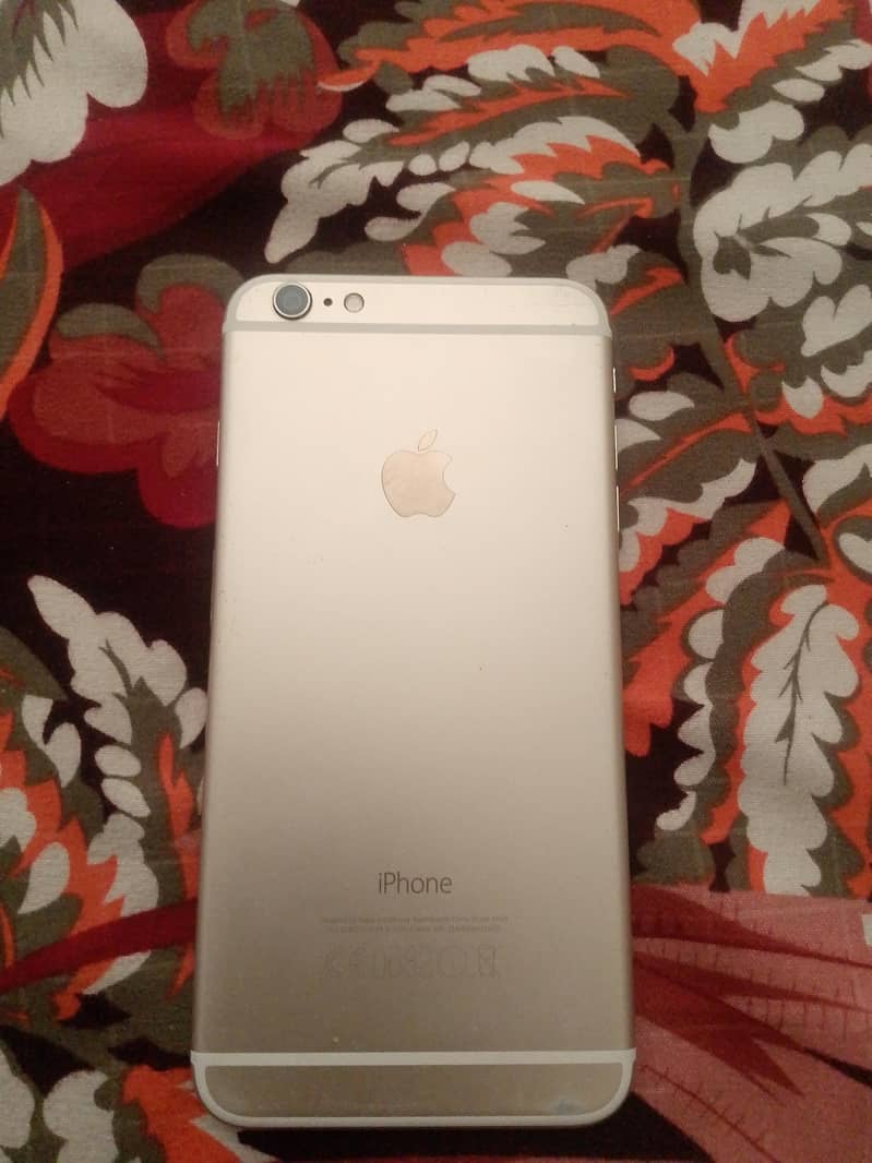 Apple iPhone 6 Plus 0