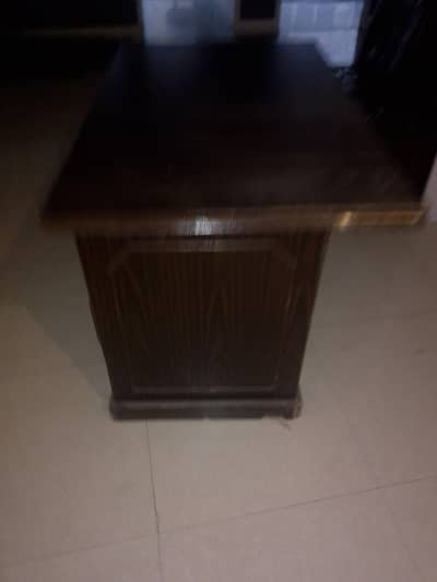 office table wooden 10/8 condition