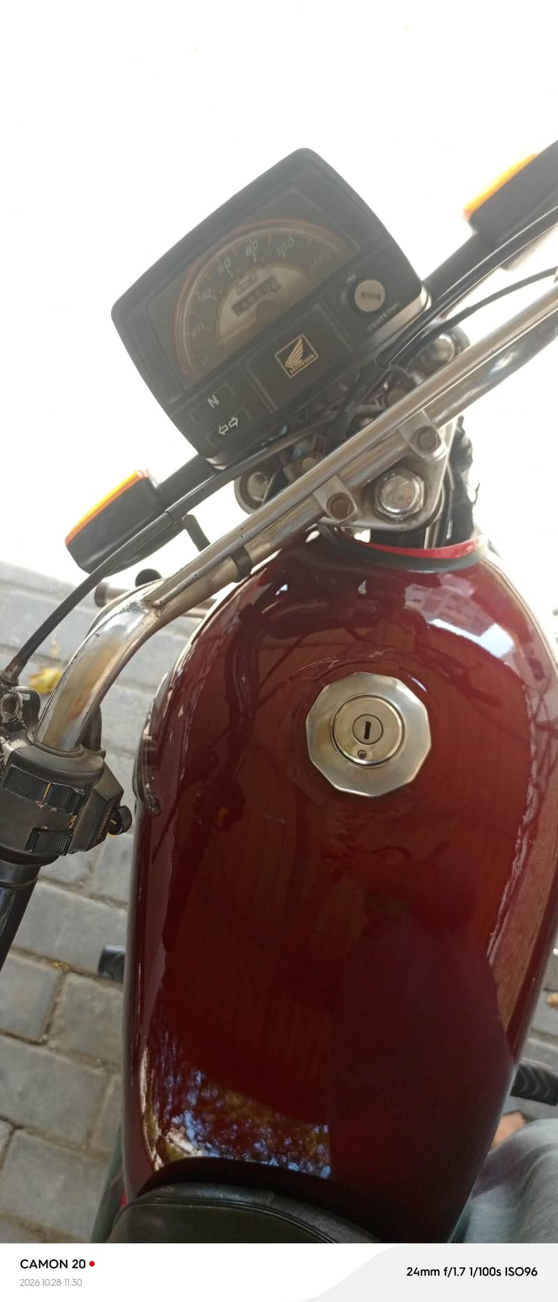 Honda CD70 4
