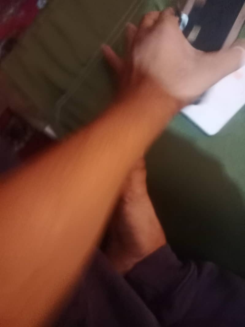 Apple iPhone X 4