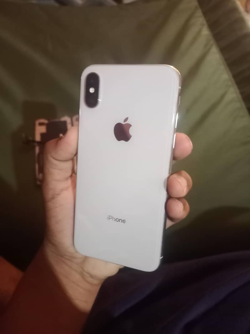 Apple iPhone X 14