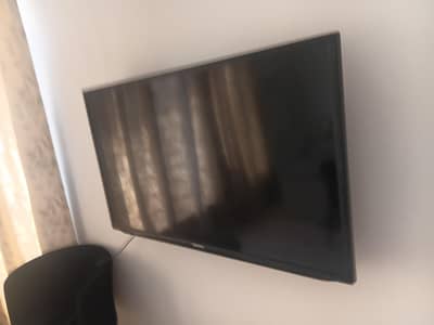 Samsung 40 inches LED