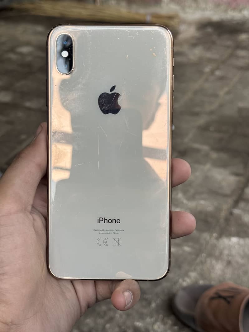 Apple iPhone XS Max 2