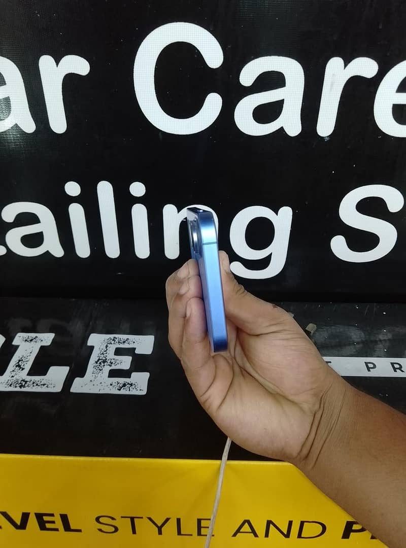 Apple iPhone XR 3