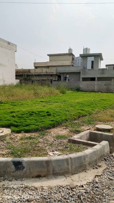 10 Marla Plot For Sale 30*70 PWD
