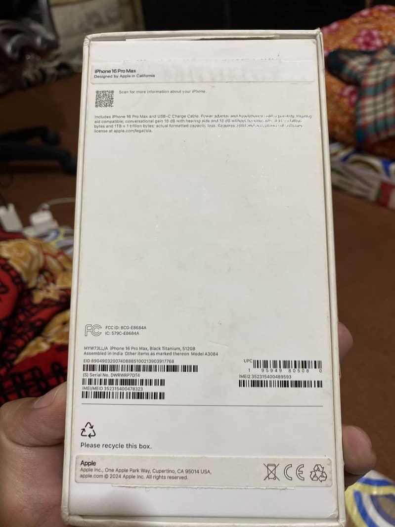 Apple iPhone 16 Pro Max JV 1