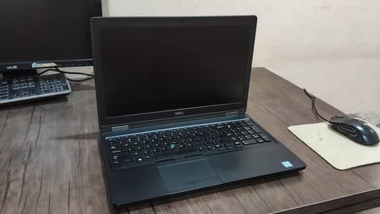 Dell Precision 3520 | Core i7 6th Gen | 16GB RAM | 256GB NVMe SSD