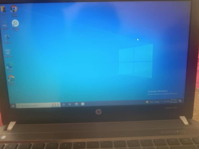 hp laptop 4